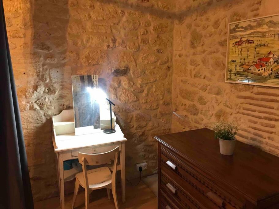 La Maison Du Puit Castels Eksteriør billede